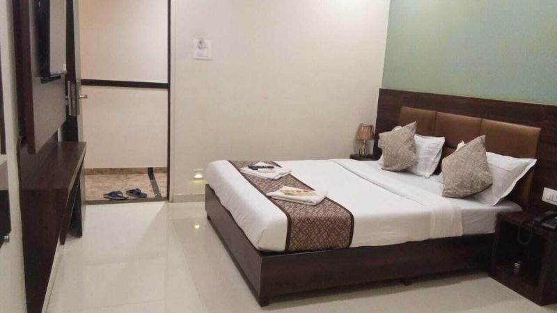 Hotel Bkc Annex Near Trade Center image