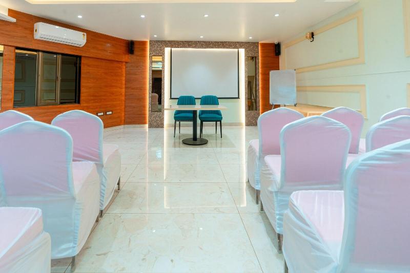 Treebo Express Inn image