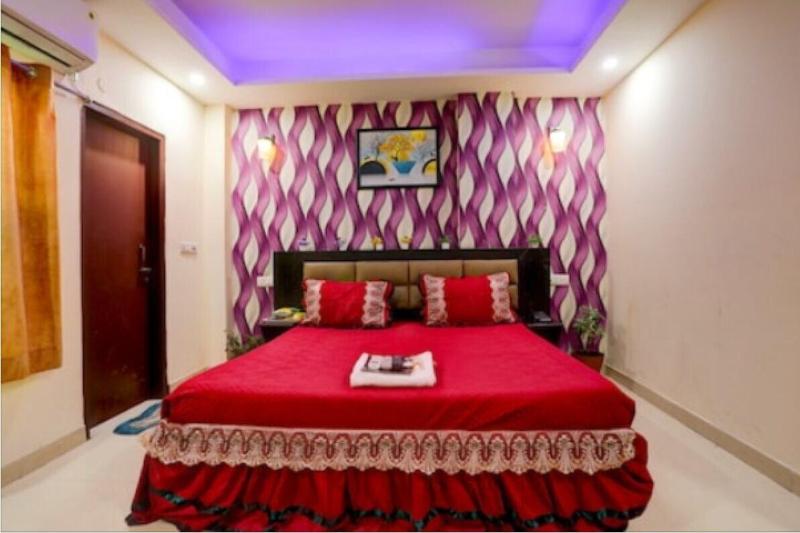 Hotel Silver Stay By Grb image