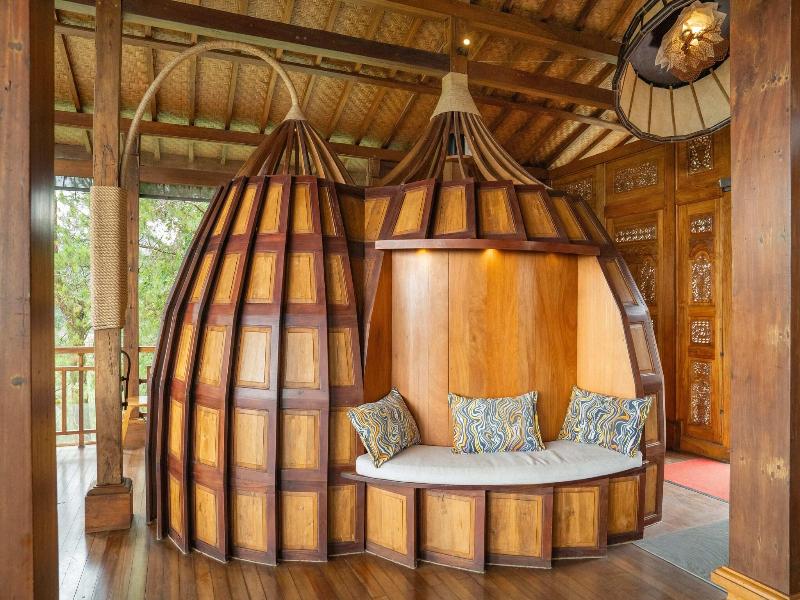 Tira Vilagna Suites Spa image