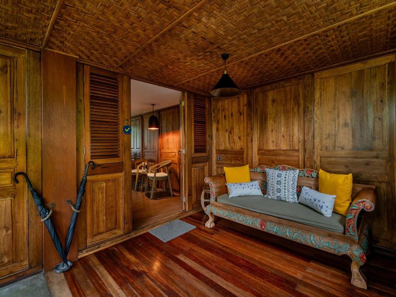 Tira Vilagna Suites Spa image