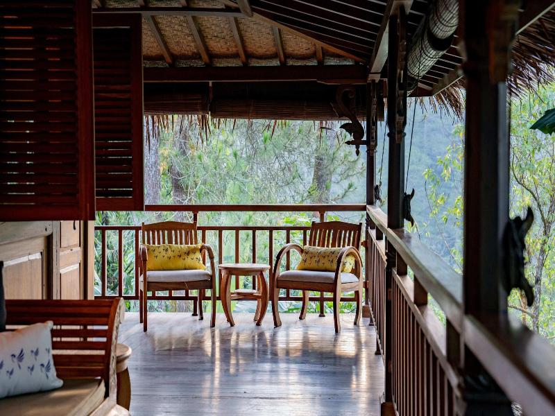 Tira Vilagna Suites Spa image