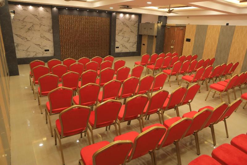Kansone Hotel And Banquets image