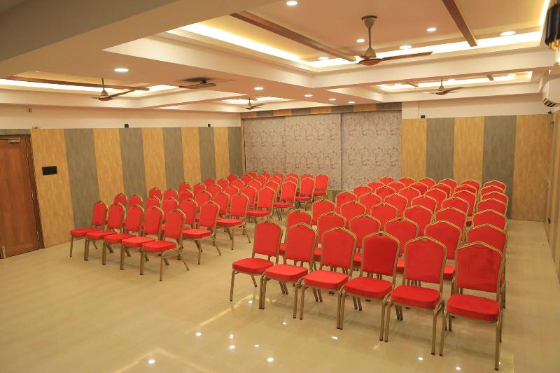 Kansone Hotel And Banquets image
