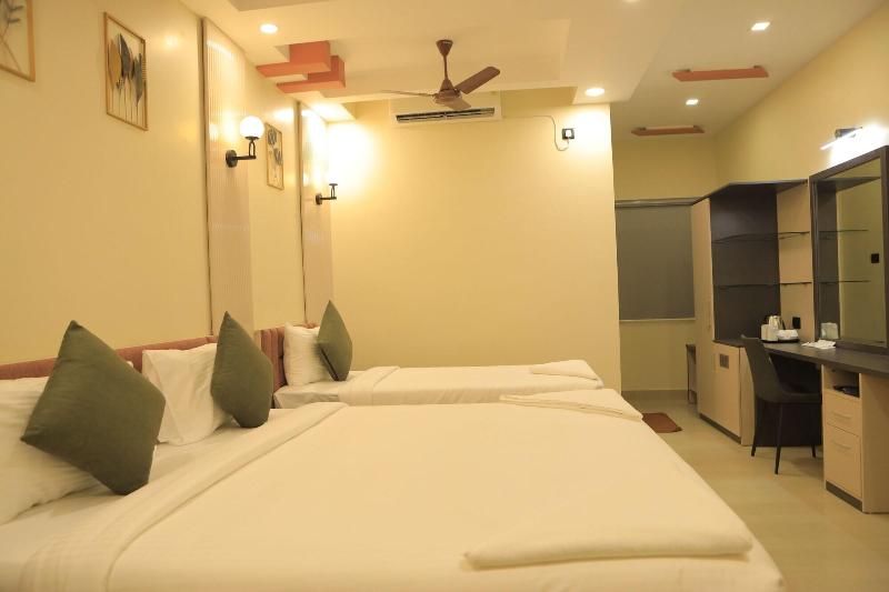 Kansone Hotel And Banquets image