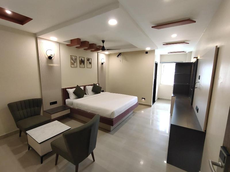 Kansone Hotel And Banquets image