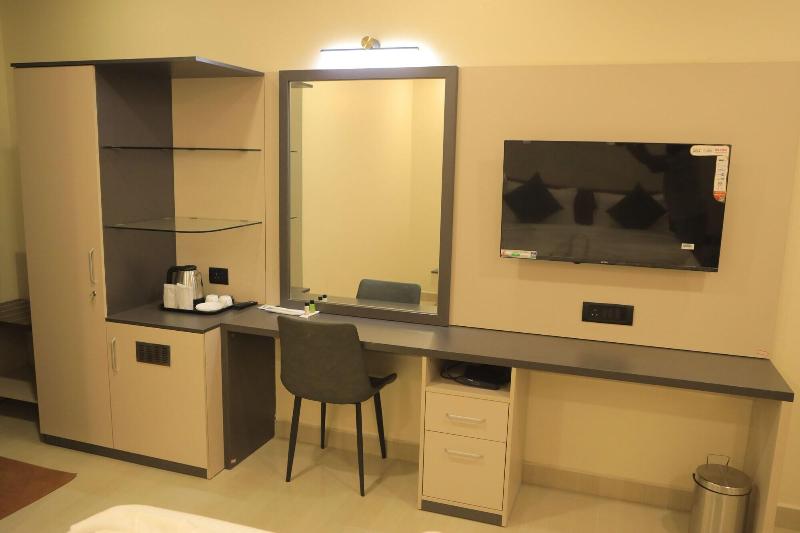Kansone Hotel And Banquets image