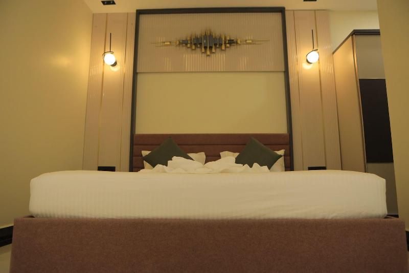 Kansone Hotel And Banquets image