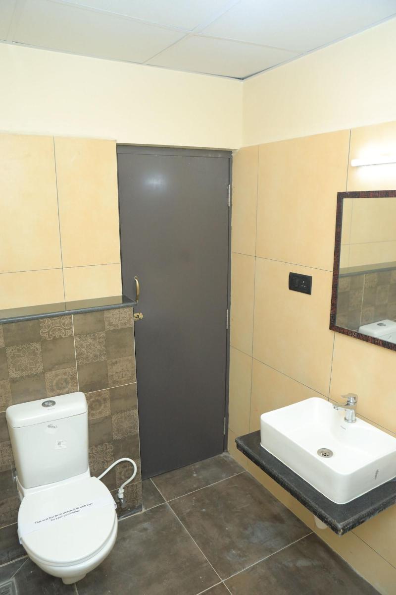 Kansone Hotel And Banquets image