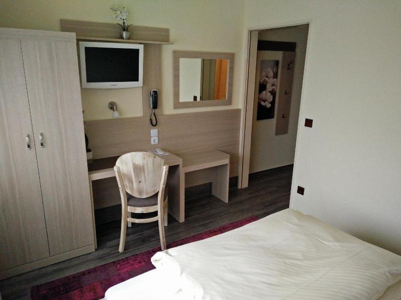 Hotel Alfa image