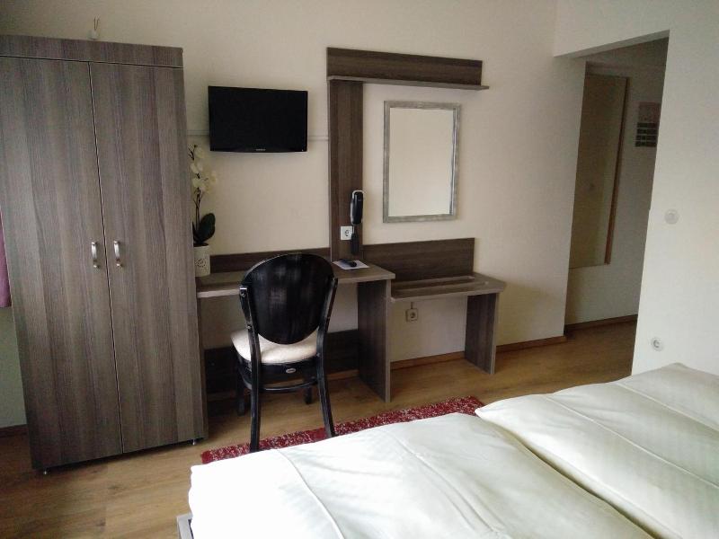 Hotel Alfa image