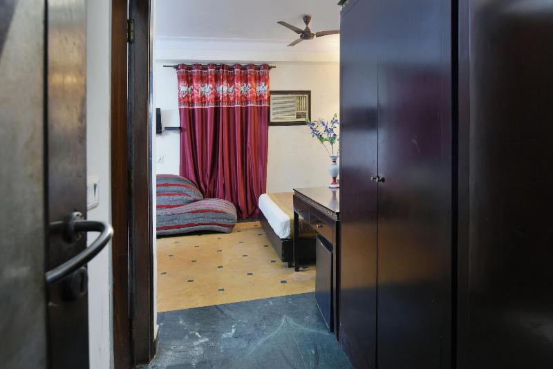 Hotel Revels By A1rooms image