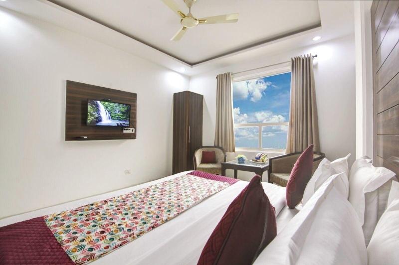 Hotel Devrana image