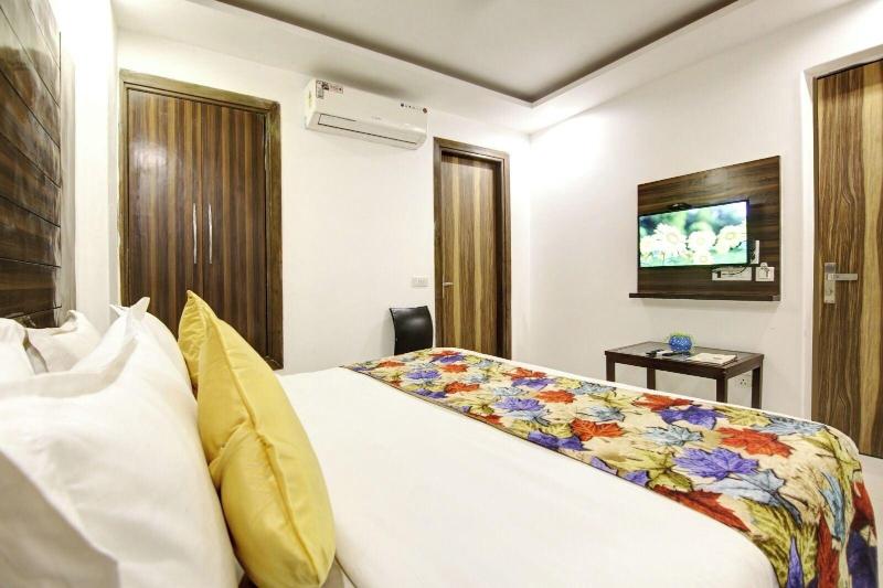 Hotel Devrana image