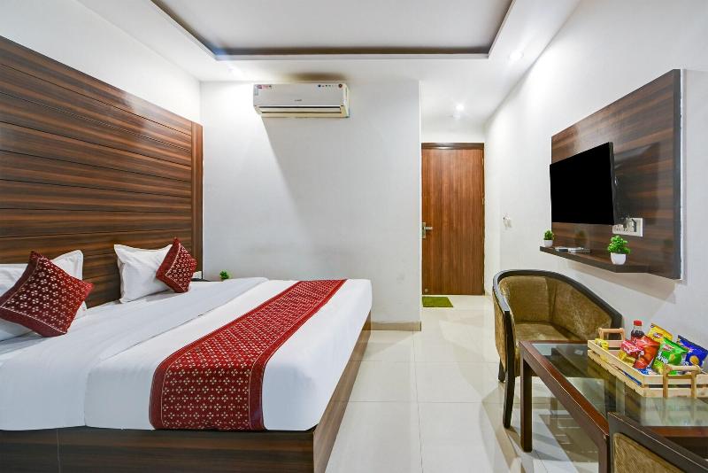 Hotel Devrana image