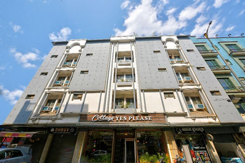 Hotel Natraz New Delhi image