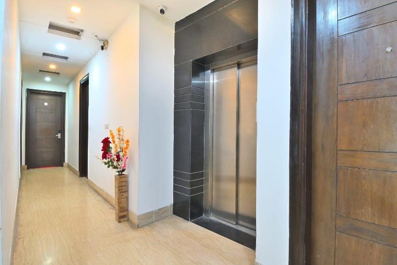 Hotel Natraz New Delhi image