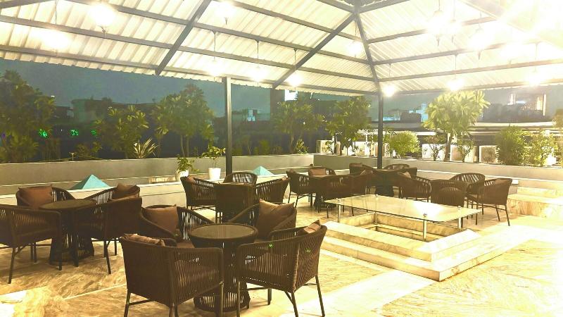Hotel Natraz New Delhi image