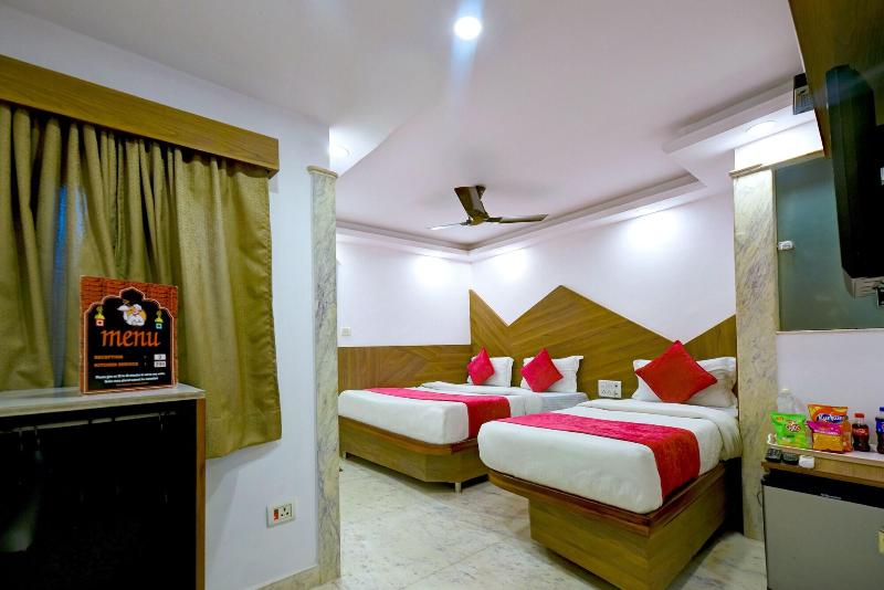 Hotel Natraz New Delhi image