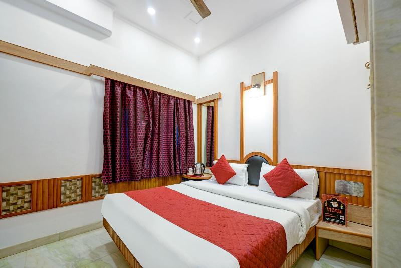 Hotel Natraz New Delhi image