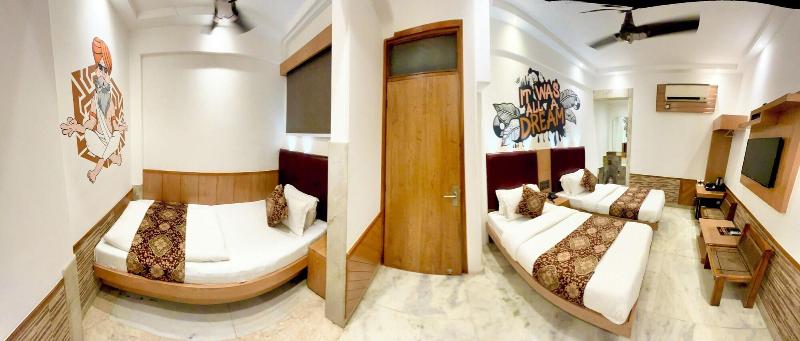 Hotel Natraz New Delhi image