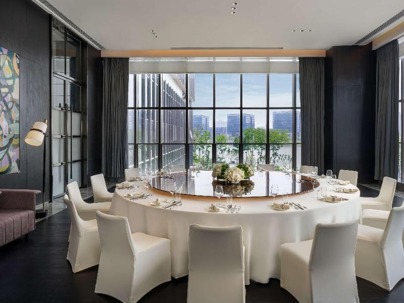 Hyatt Centric Lakeside Ningbo image