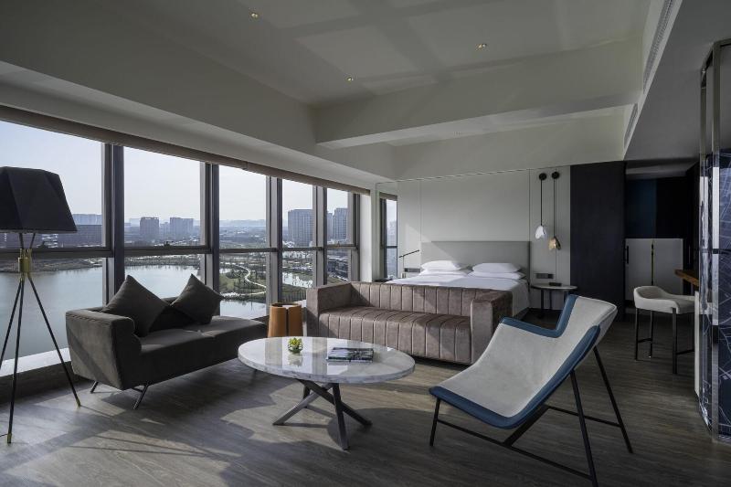 Hyatt Centric Lakeside Ningbo image