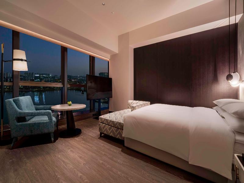 Hyatt Centric Lakeside Ningbo image
