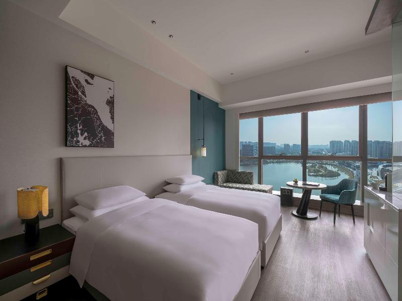 Hyatt Centric Lakeside Ningbo image