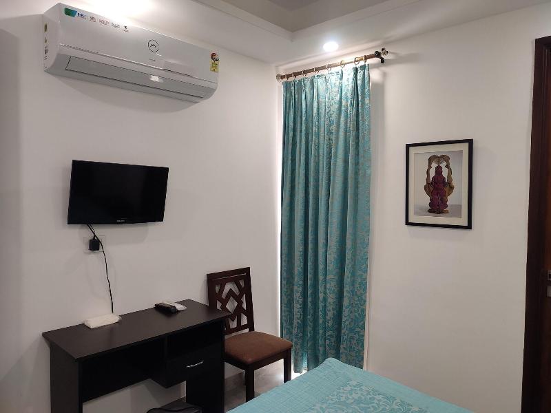 Fully Furnished Room In Hauz Khas image