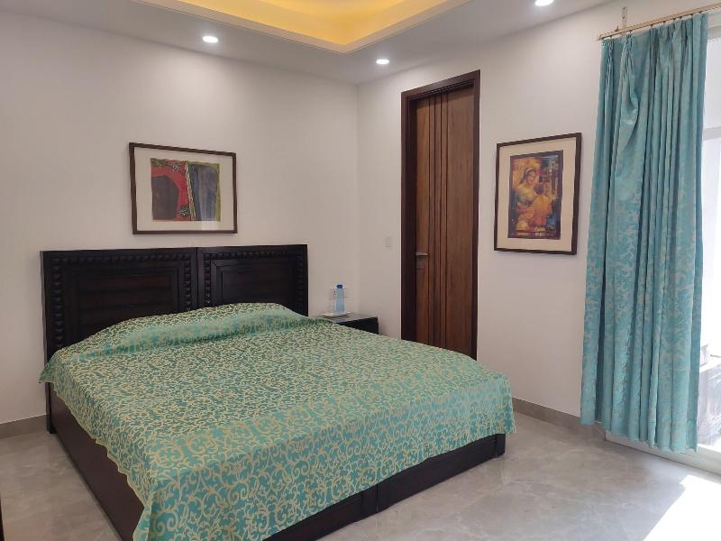 Fully Furnished Room In Hauz Khas image