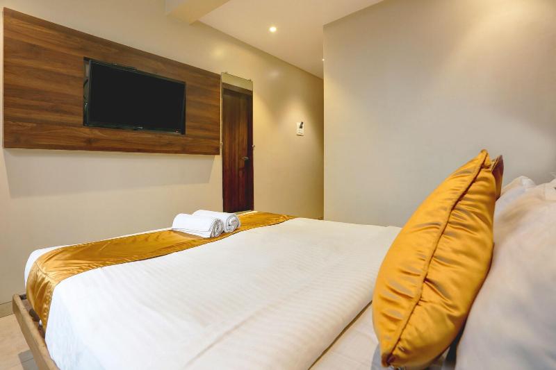 Hotel Sea Breeze image
