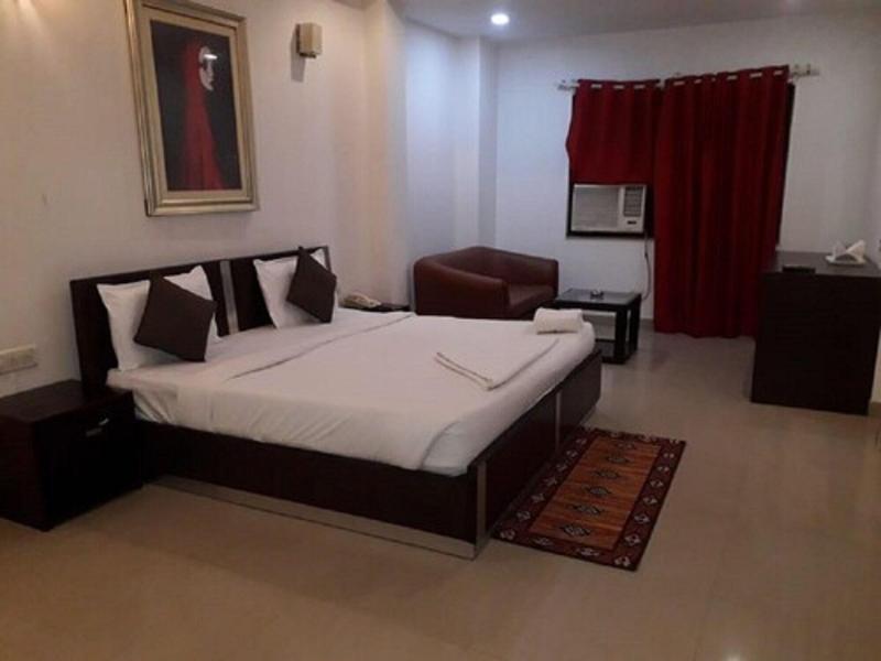 Del Fox Hotel Delhi Airport image
