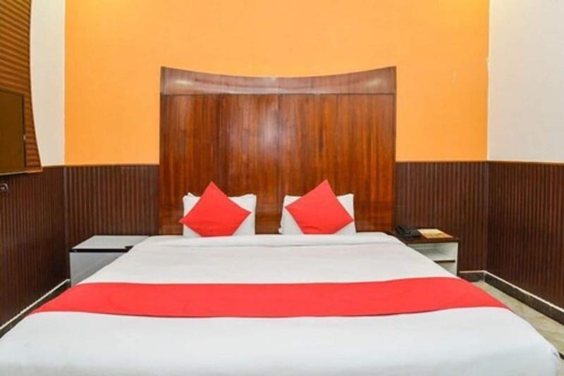 Del Fox Hotel Delhi Airport image