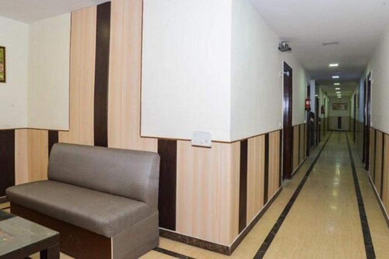 Del Fox Hotel Delhi Airport image