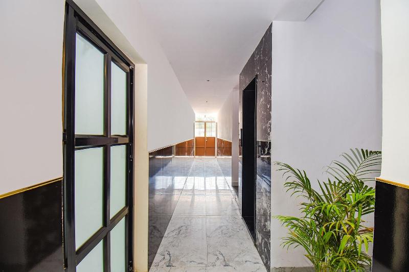 Fabhotel Prime Esta Inn image