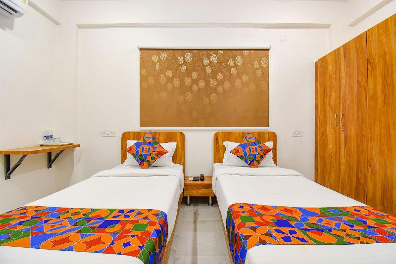 Fabhotel Prime Esta Inn image