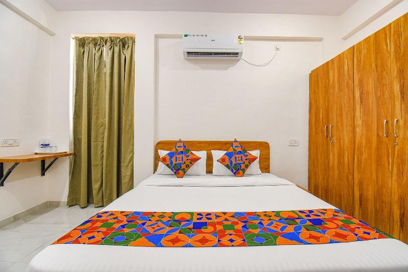 Fabhotel Prime Esta Inn image