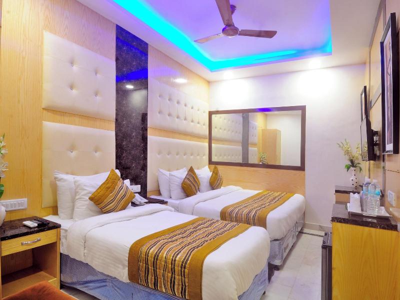 Check In Room New Delhi Railway Station image