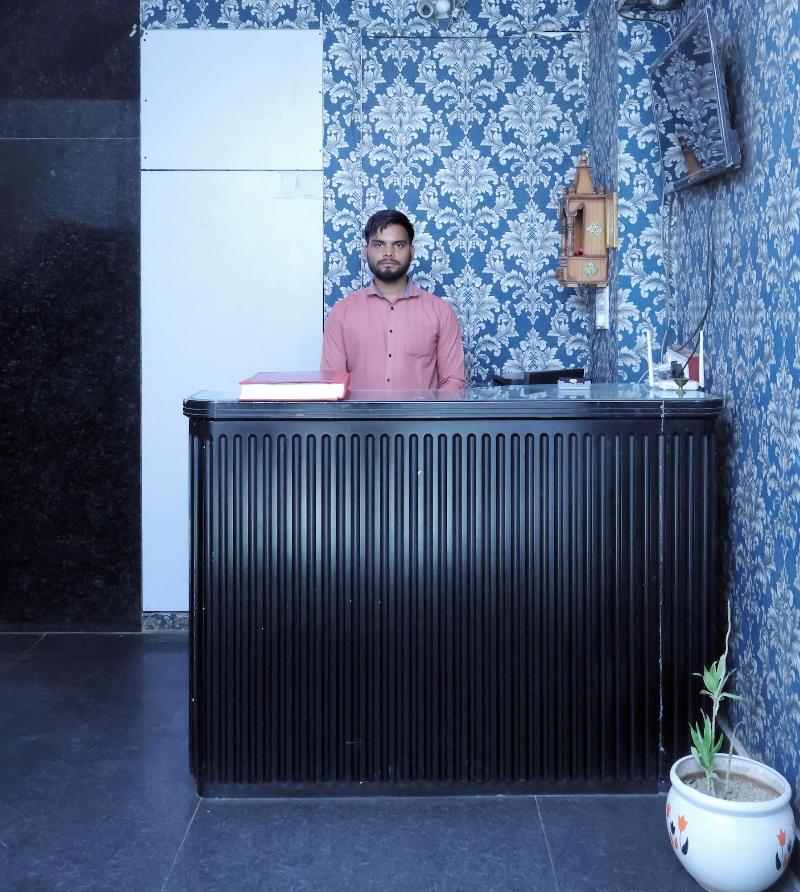 Nidra Hotel image