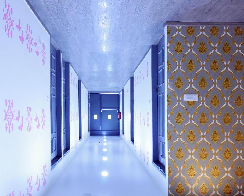Nidra Hotel image