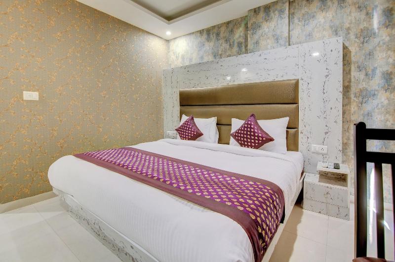 Hotel Smart Luxury image