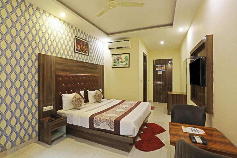 Hotel Smart Luxury image
