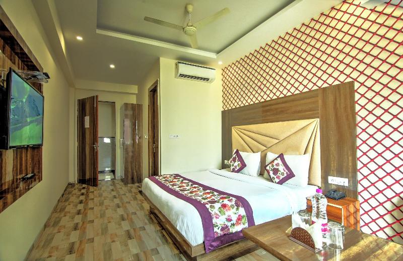 Hotel Smart Luxury image