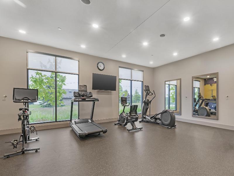 Best Western Plus Marquette Hotel & Suites image