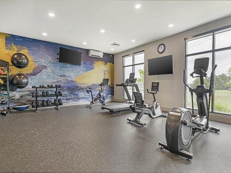 Best Western Plus Marquette Hotel & Suites image