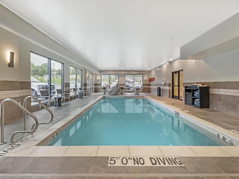 Best Western Plus Marquette Hotel & Suites image
