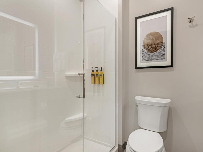 Best Western Plus Marquette Hotel & Suites image