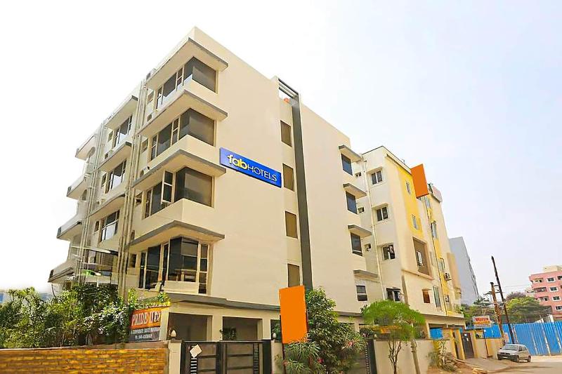 Fabhotel Pride Inn — general view