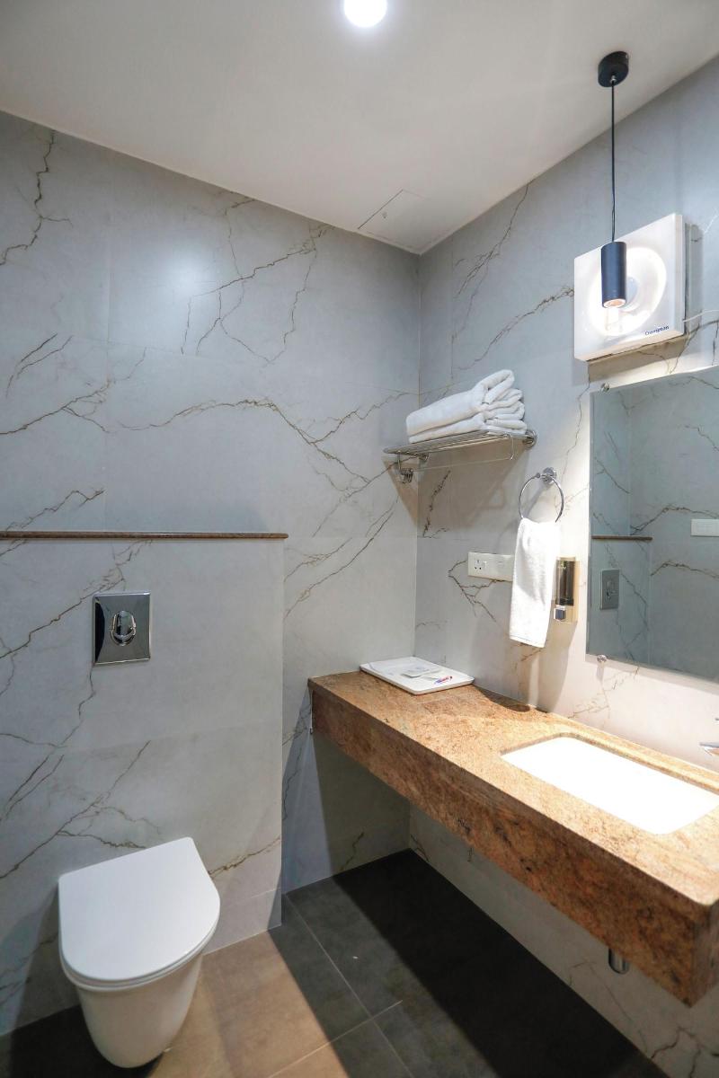 Hotel Dolphin International image